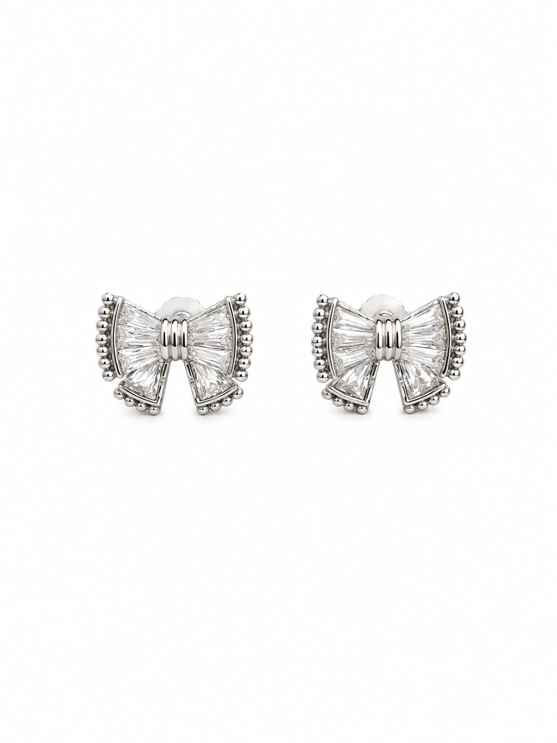 Xuping örhängen – Pearl Bow Silver