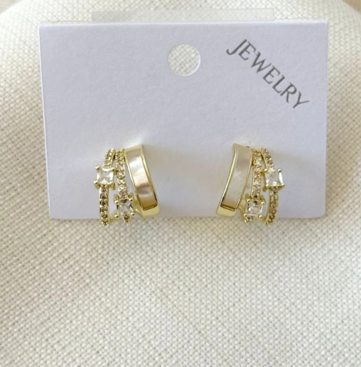 Örhängen – Square Crystal Gold